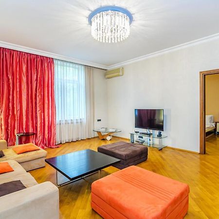 Апартаменты Vip Apartamen Nizami Street Баку Экстерьер фото