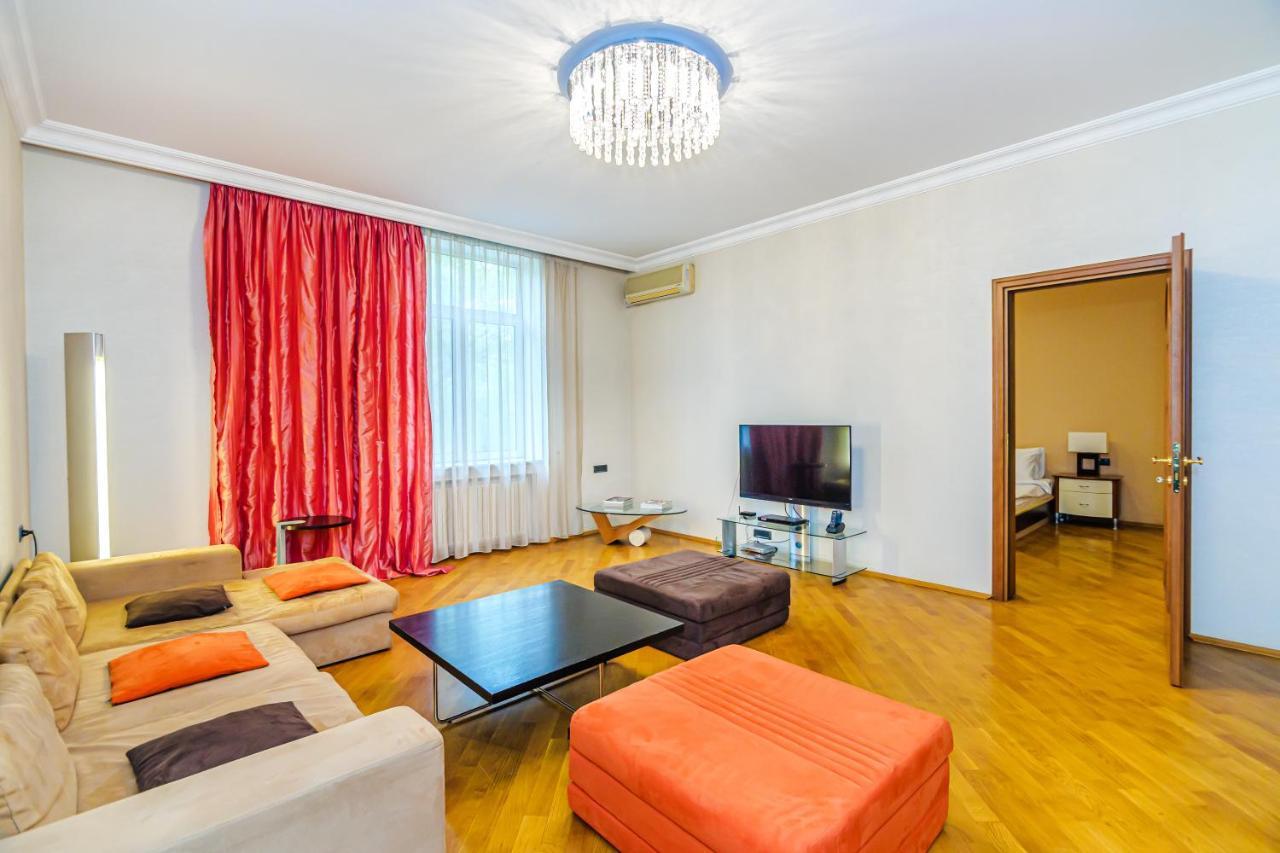 Апартаменты Vip Apartamen Nizami Street Баку Экстерьер фото